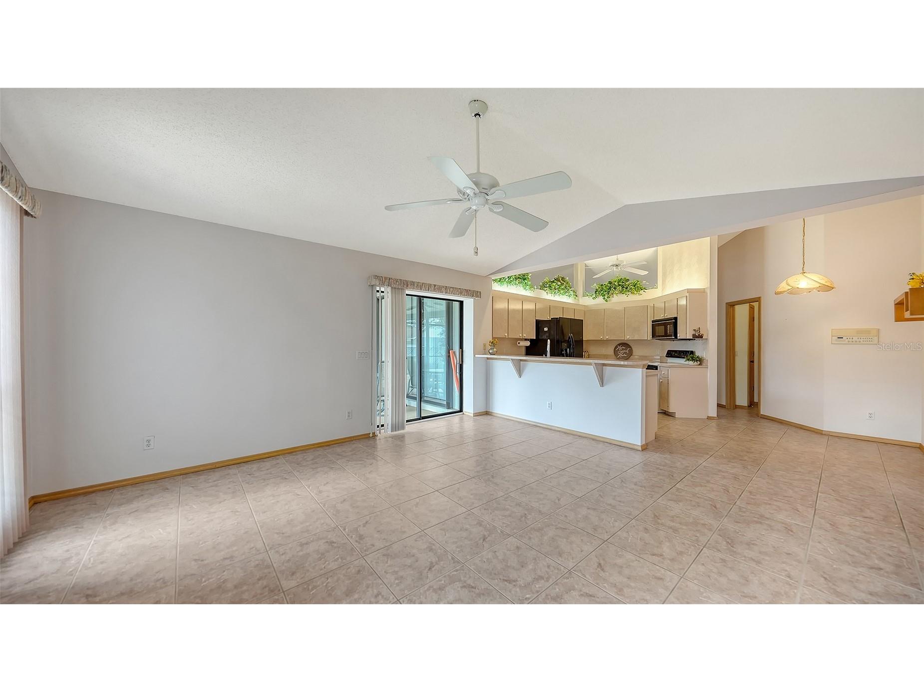 5594 Wilde Oak Way Sarasota FL 34232 A4685501 image18