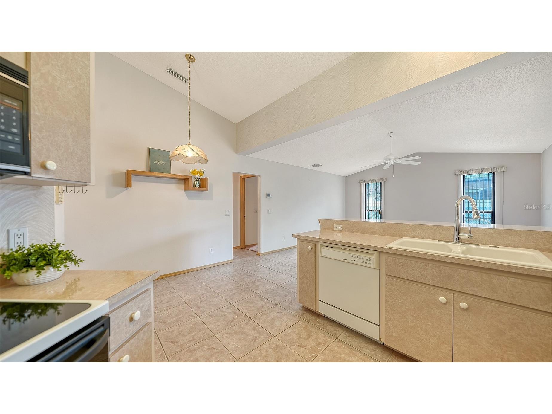 5594 Wilde Oak Way Sarasota FL 34232 A4685501 image22