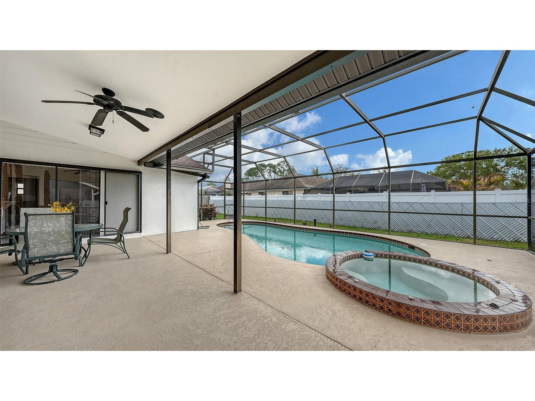 5594 Wilde Oak Way Sarasota FL 34232 A4685501 image43