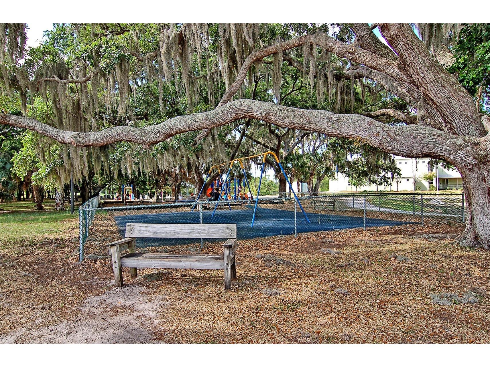 5594 Wilde Oak Way Sarasota FL 34232 A4685501 image56