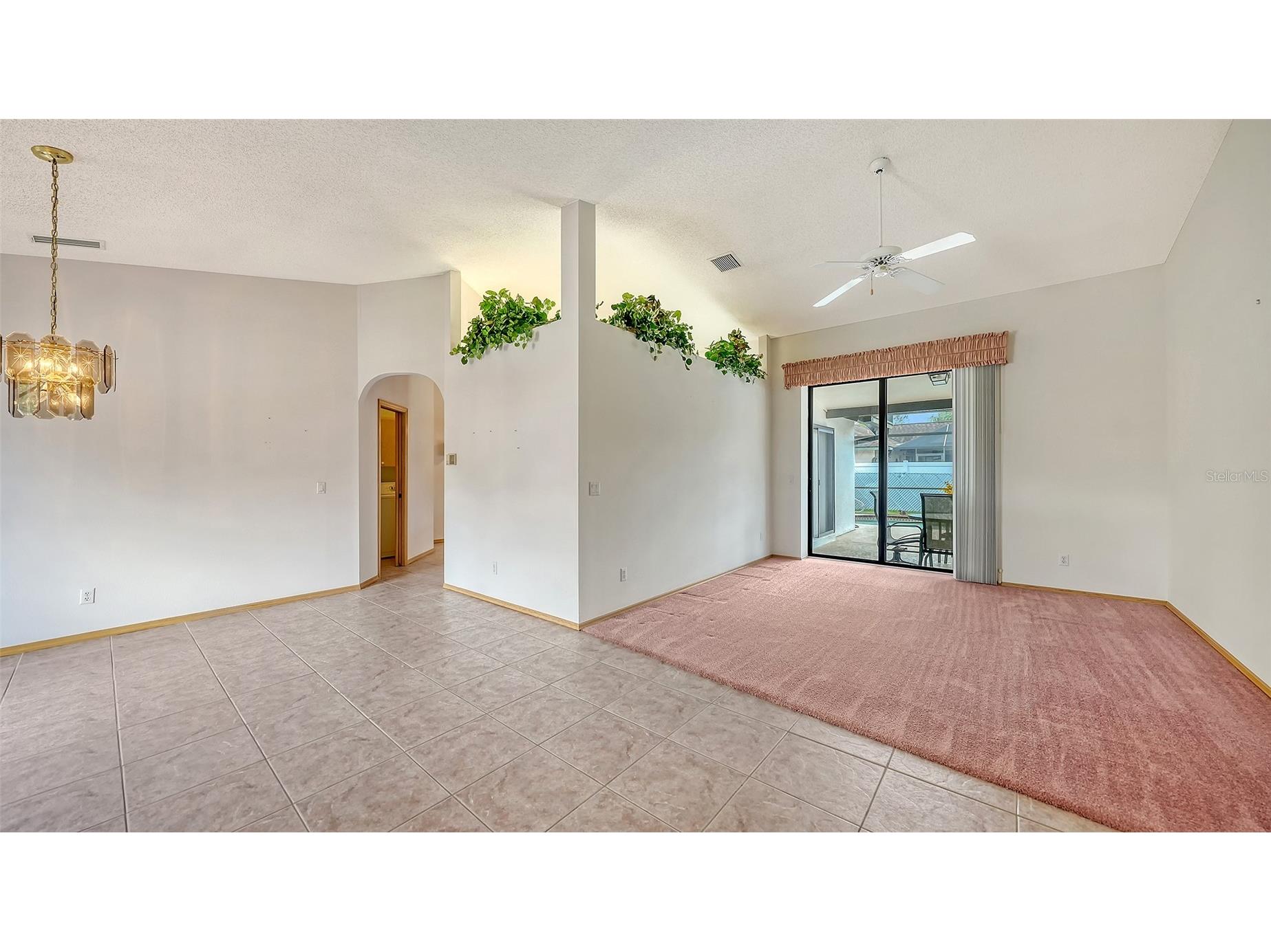 5594 Wilde Oak Way Sarasota FL 34232 A4685501 image8