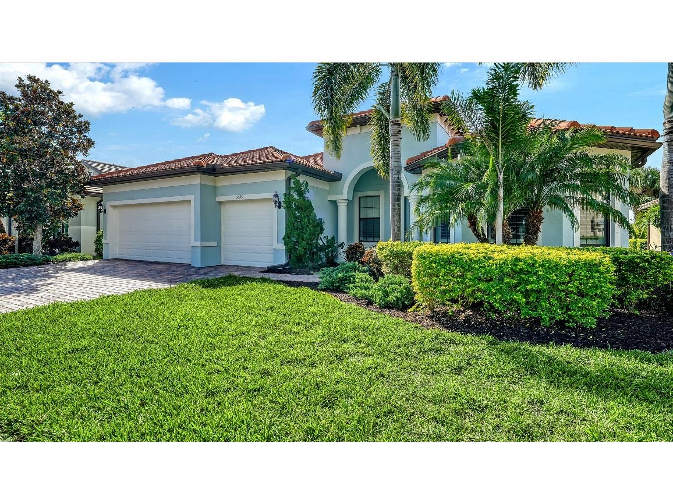 5595 Rain Lily Court Sarasota FL 34238 A4667379 image2