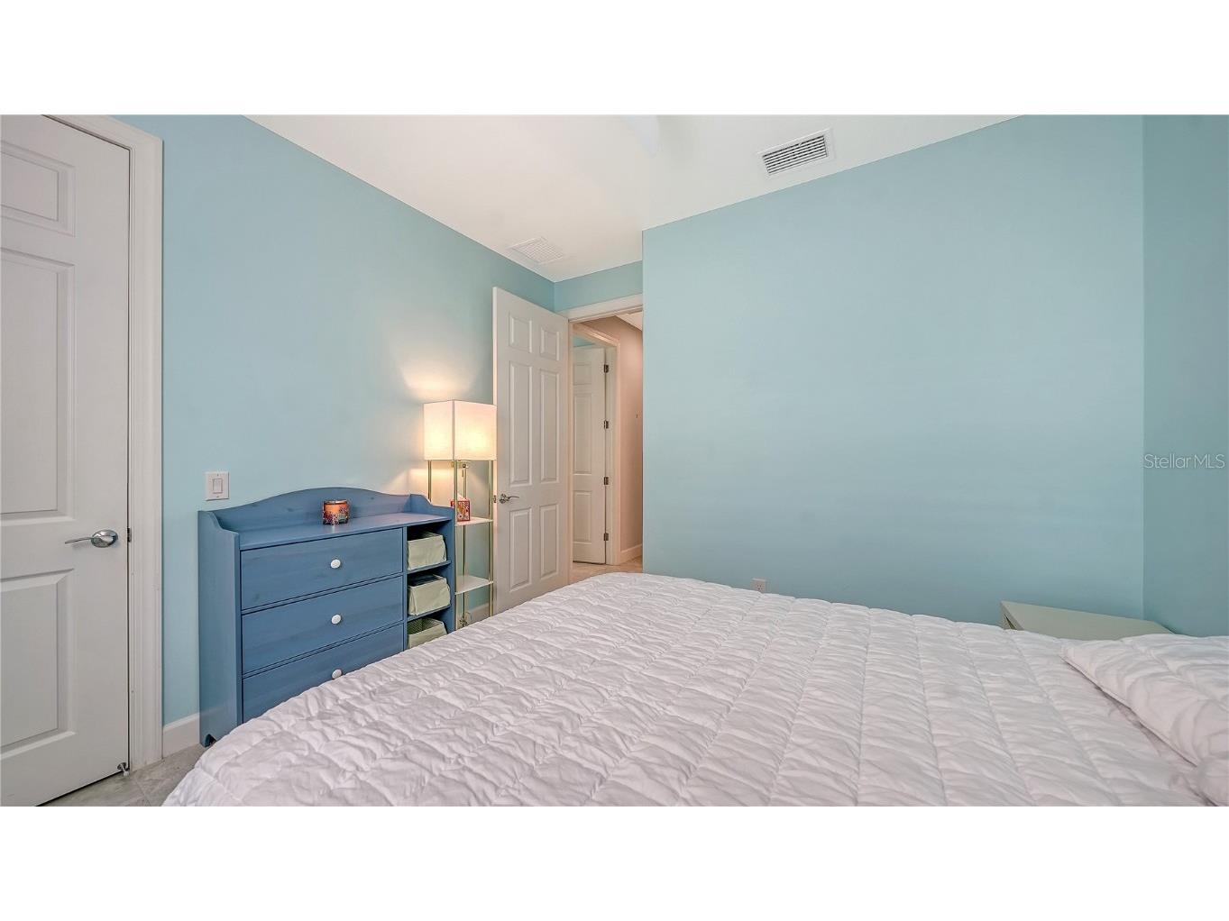 5595 Rain Lily Court Sarasota FL 34238 A4667379 image25