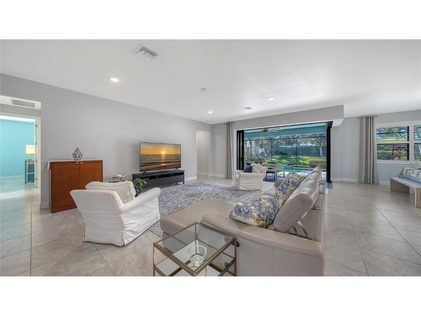 5595 Rain Lily Court Sarasota FL 34238 A4667379 image3