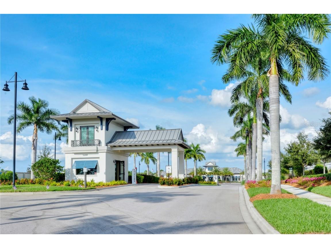 5595 Rain Lily Court Sarasota FL 34238 A4667379 image36