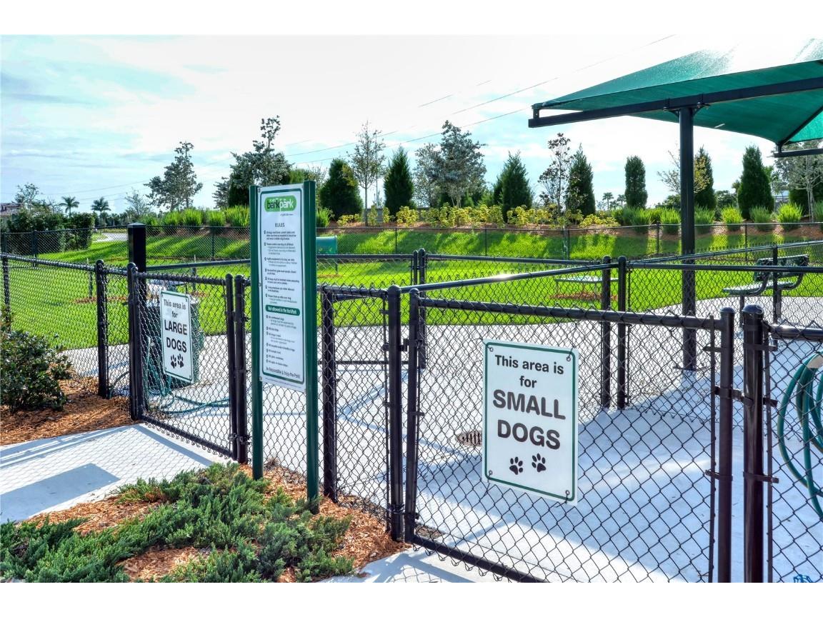 5595 Rain Lily Court Sarasota FL 34238 A4667379 image56