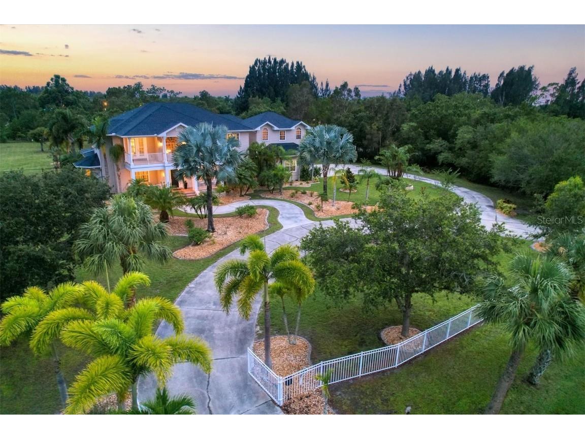 5595 Riverside Drive Punta Gorda FL 33982 A4562954 image1