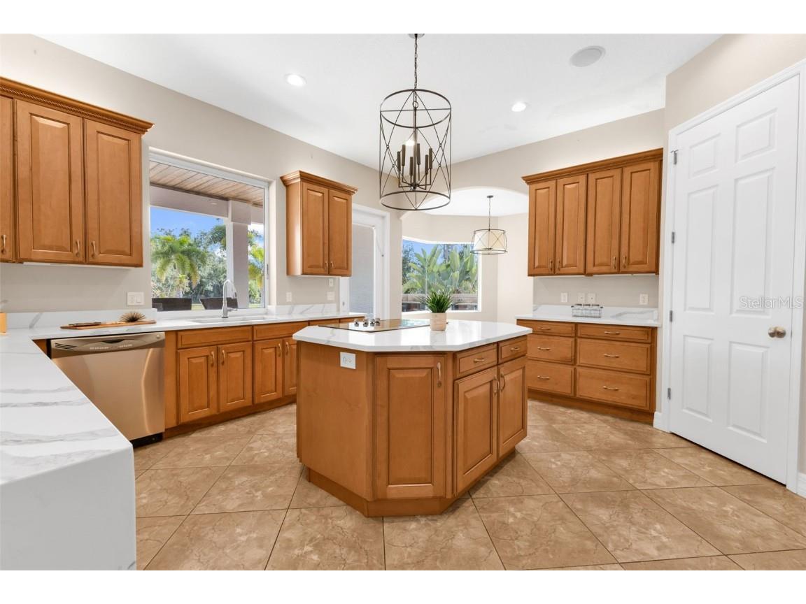 5595 Riverside Drive Punta Gorda FL 33982 C7517293 image2