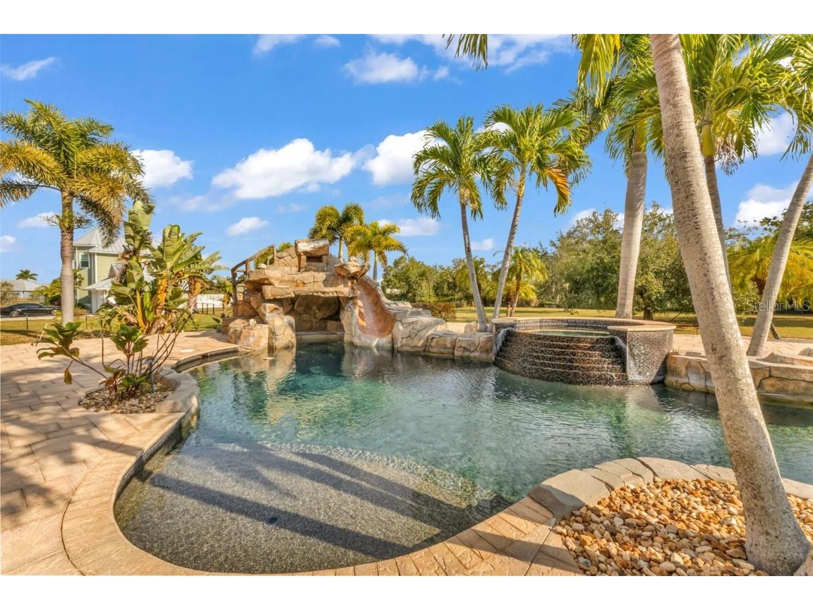 5595 Riverside Drive Punta Gorda FL 33982 C7517293 image3