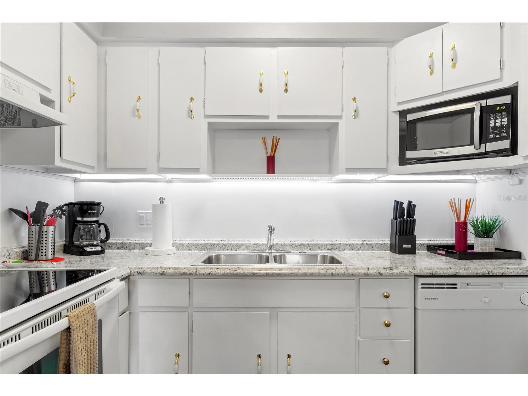 5596 100th Way N Saint Petersburg FL 33708 TB8467375 image14
