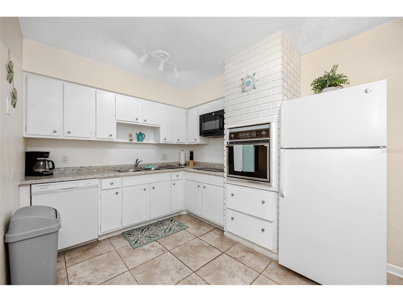 5596 100th Way N Saint Petersburg FL 33708 TB8467375 image47