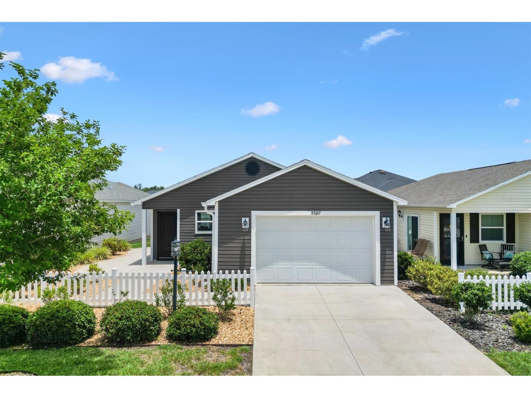 5597 Gracie Lane The Villages FL 32163 G5112597 image1