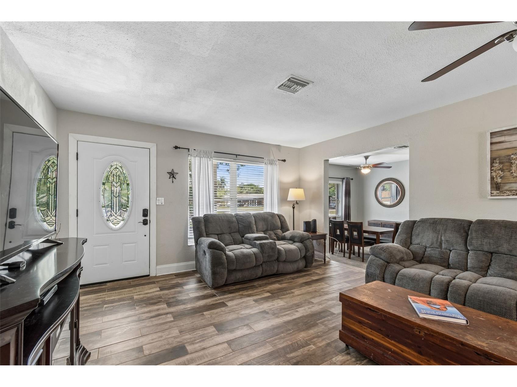 5598 14th Avenue N Saint Petersburg FL 33710 TB8507355 image10