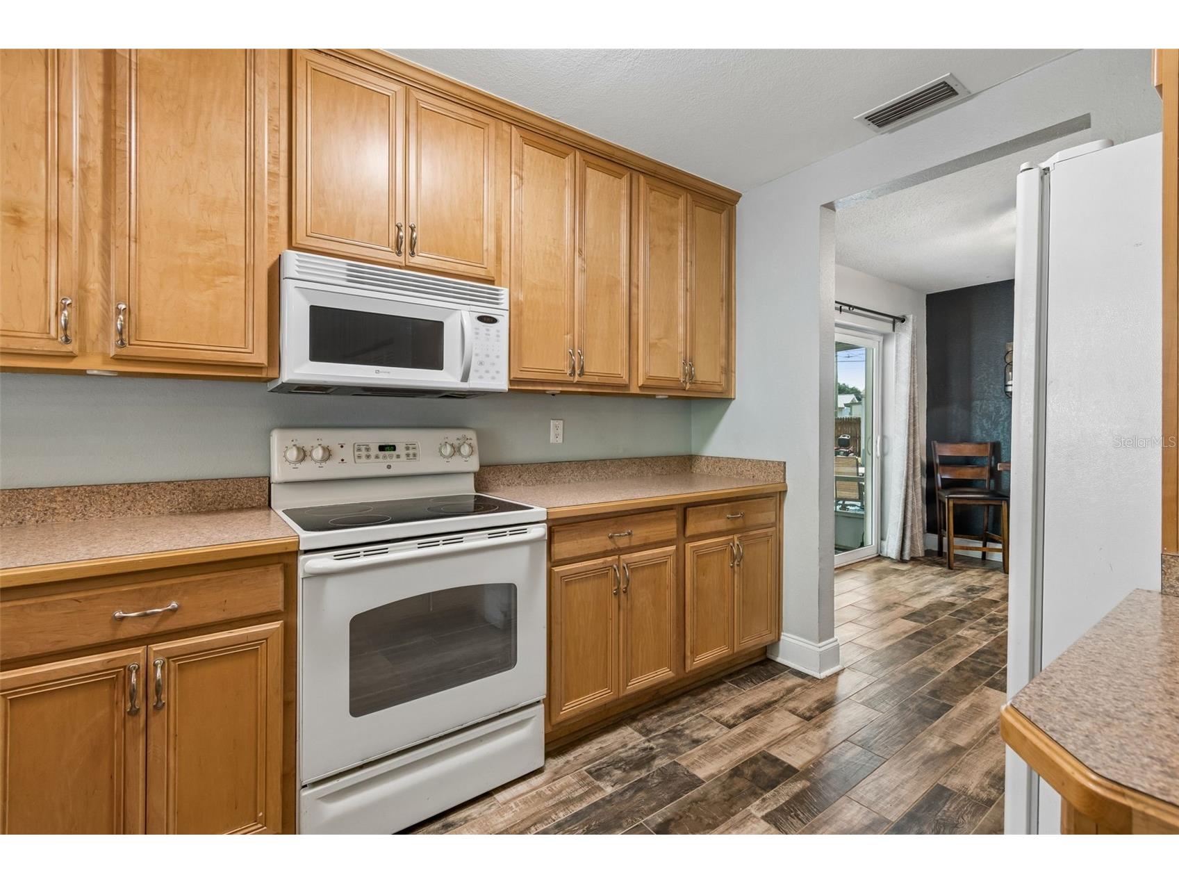 5598 14th Avenue N Saint Petersburg FL 33710 TB8507355 image25