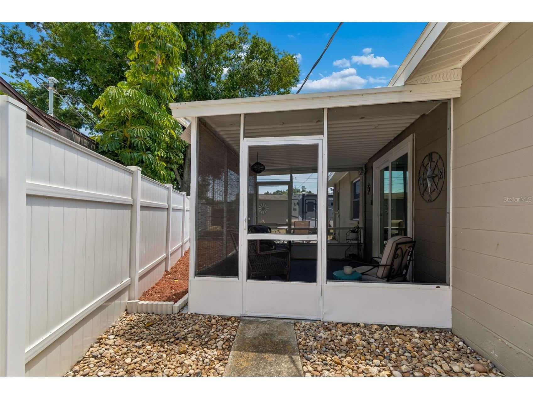 5598 14th Avenue N Saint Petersburg FL 33710 TB8507355 image46