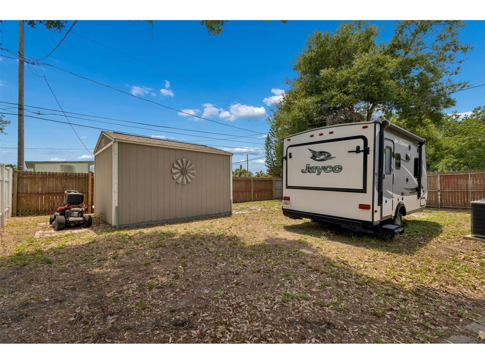 5598 14th Avenue N Saint Petersburg FL 33710 TB8507355 image51