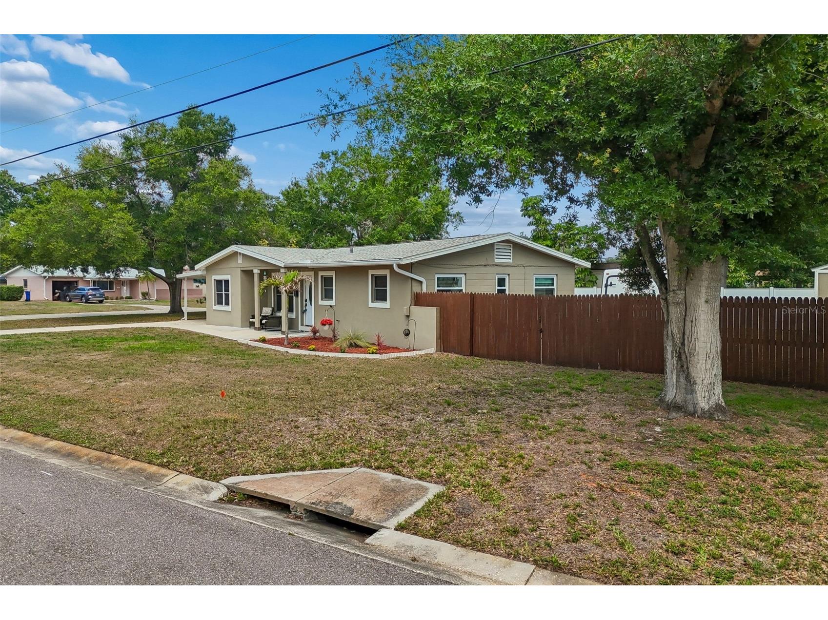 5598 14th Avenue N Saint Petersburg FL 33710 TB8507355 image54