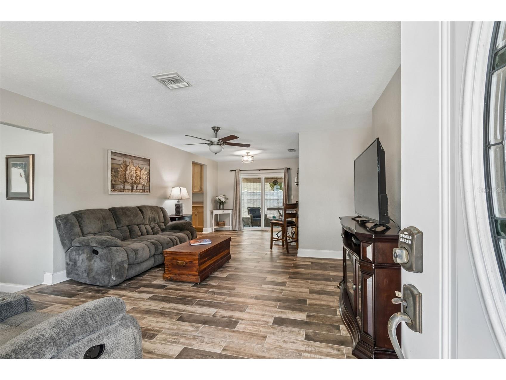 5598 14th Avenue N Saint Petersburg FL 33710 TB8507355 image6