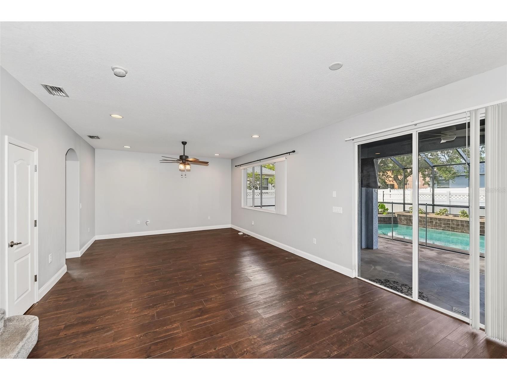 5598 Burnt Branch Circle Sarasota FL 34232 A4676394 image13