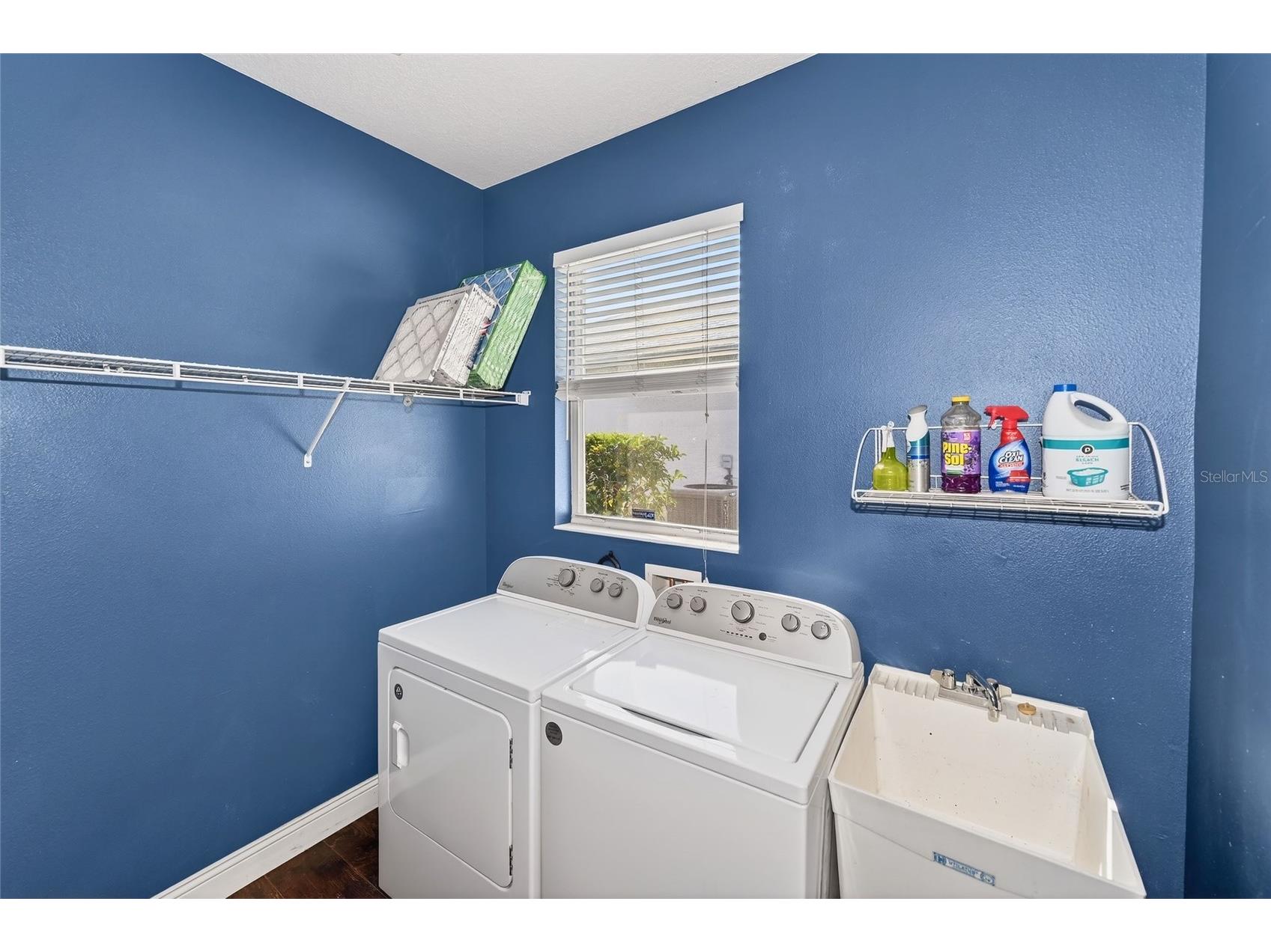 5598 Burnt Branch Circle Sarasota FL 34232 A4676394 image44