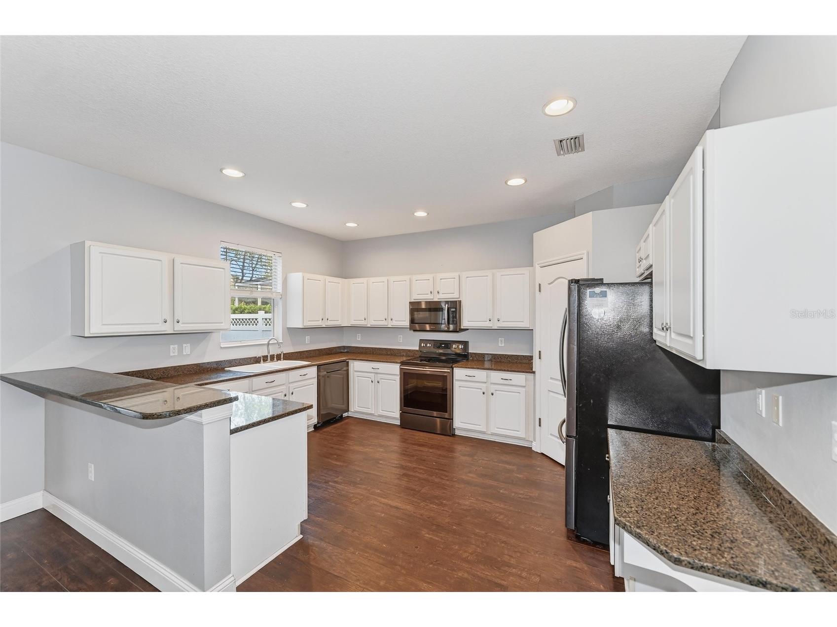 5598 Burnt Branch Circle Sarasota FL 34232 A4676394 image7