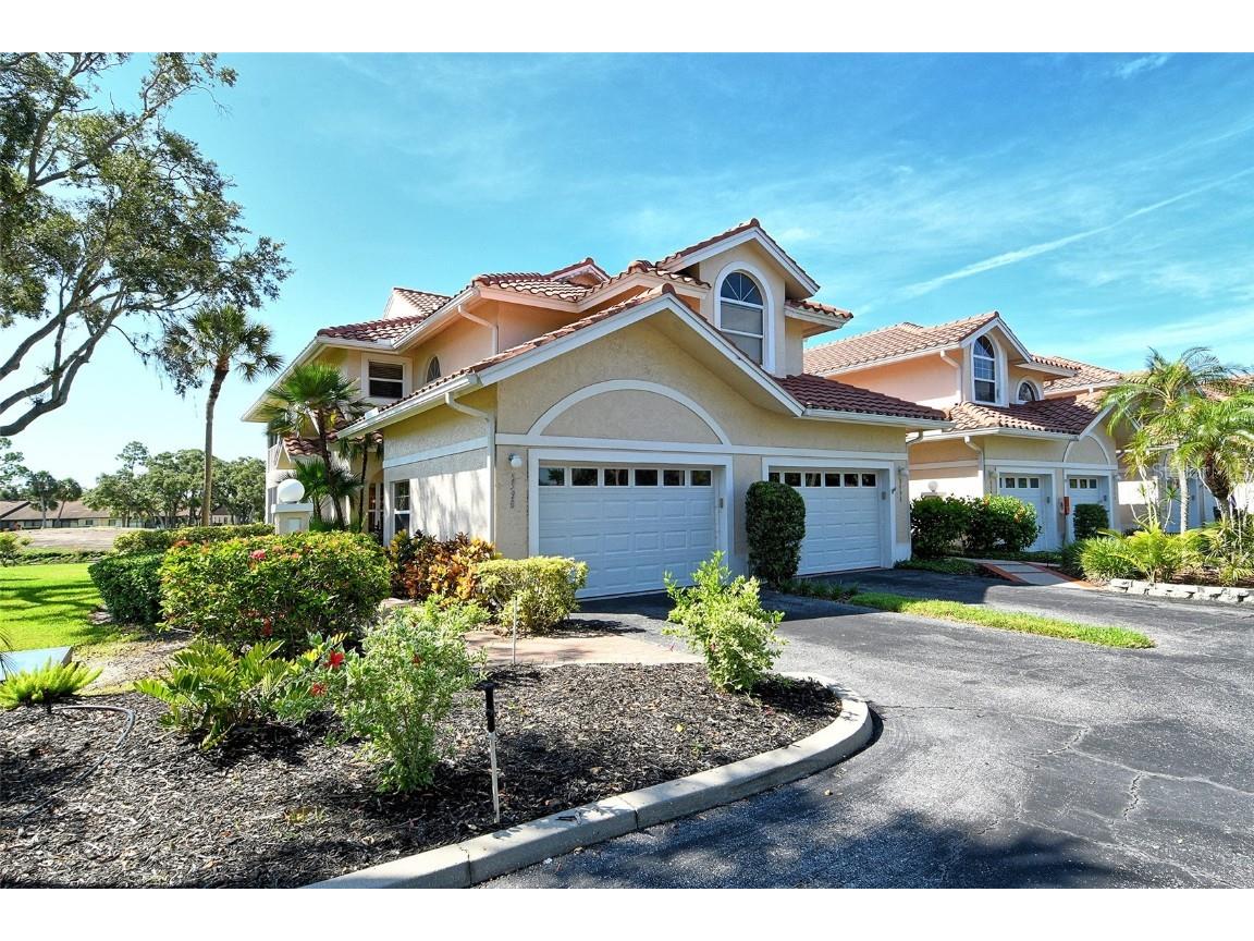 5598 Golf Pointe Drive #UNIT A-1 Sarasota FL 34243 A4657753 image1