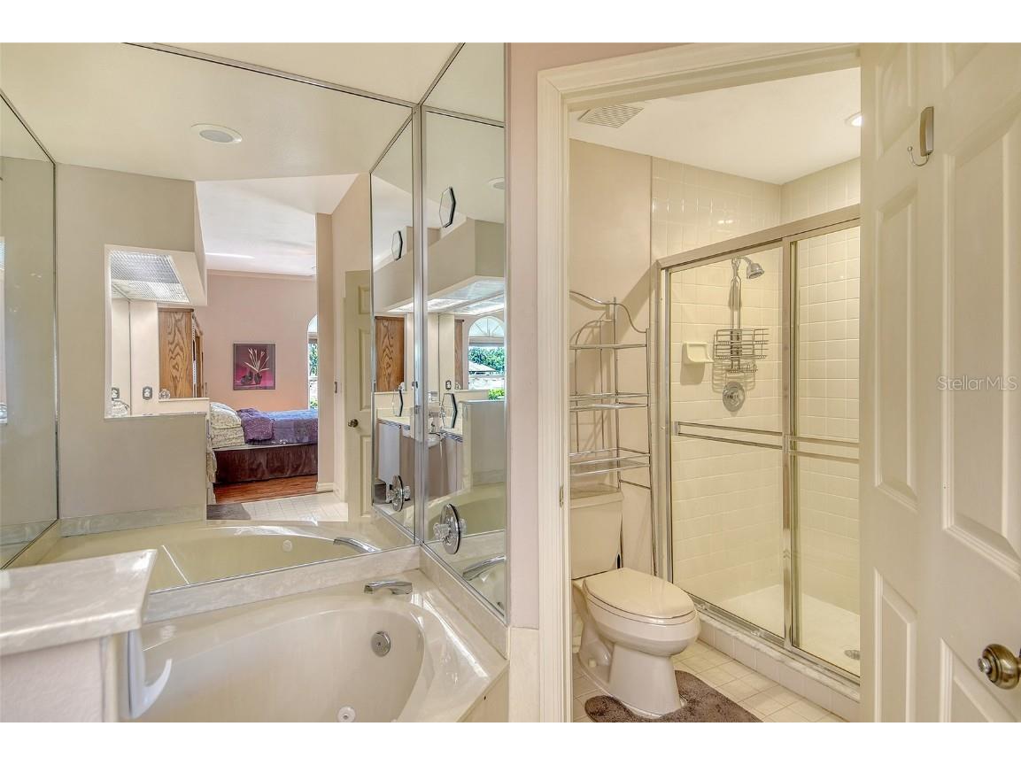 5598 Golf Pointe Drive #UNIT A-1 Sarasota FL 34243 A4657753 image16