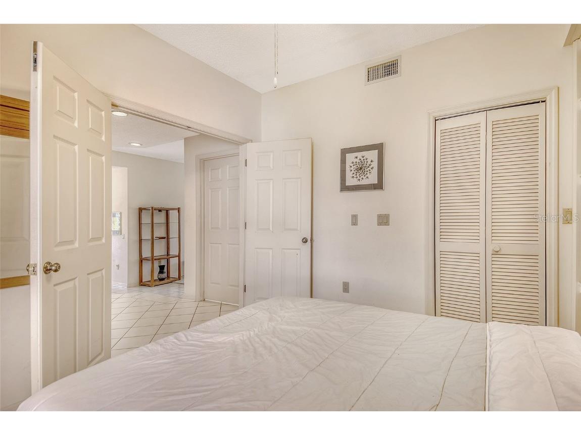 5598 Golf Pointe Drive #UNIT A-1 Sarasota FL 34243 A4657753 image18