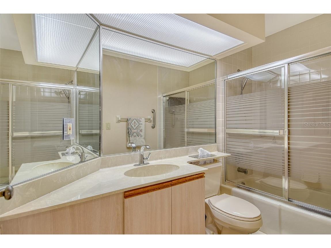 5598 Golf Pointe Drive #UNIT A-1 Sarasota FL 34243 A4657753 image19