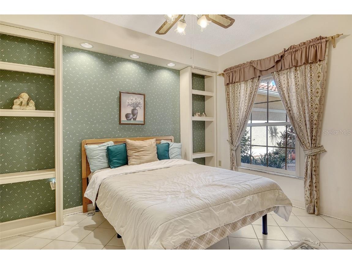 5598 Golf Pointe Drive #UNIT A-1 Sarasota FL 34243 A4657753 image21