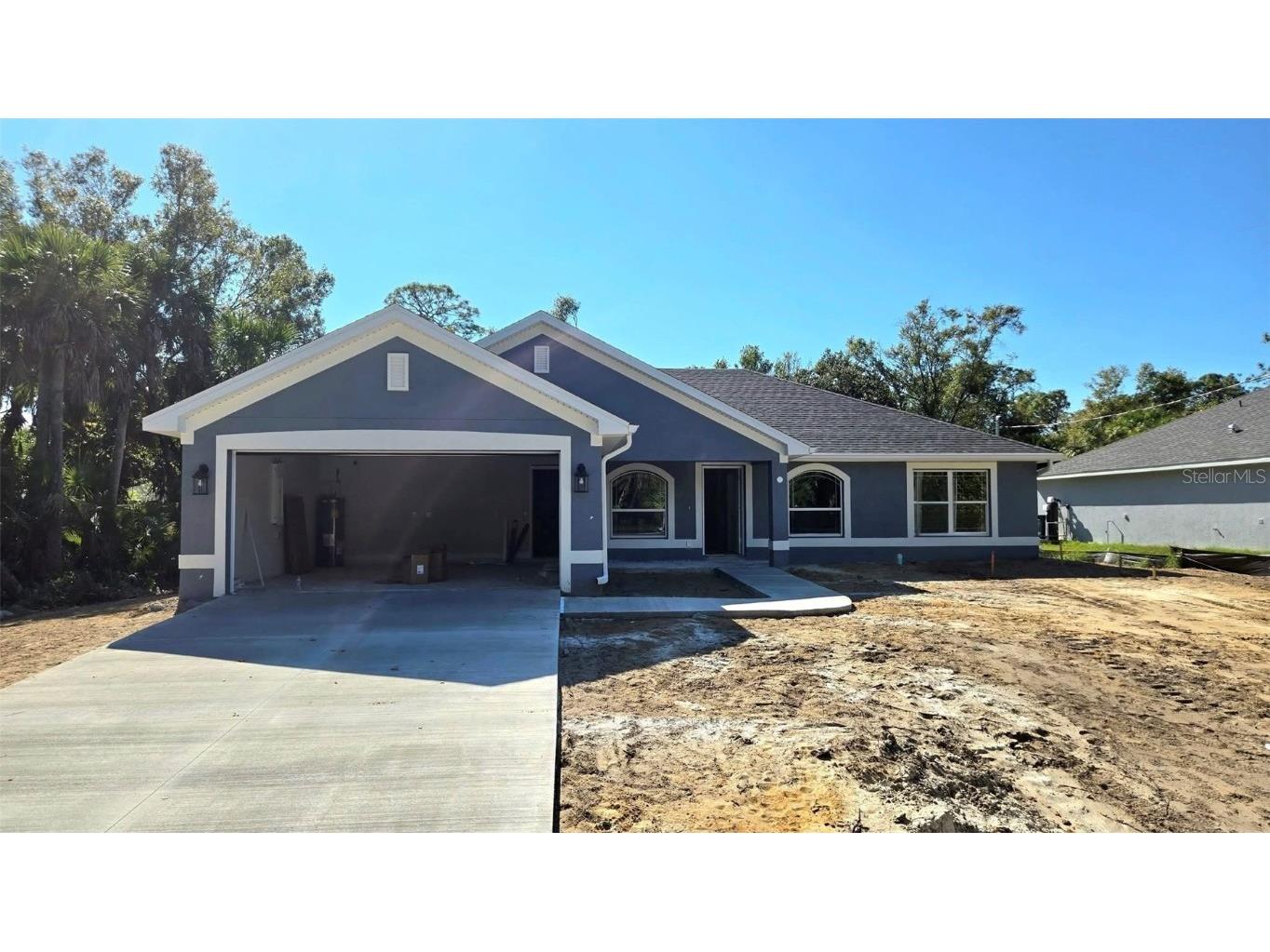 5599 Centro Avenue North Port FL 34288 A4666032 image1