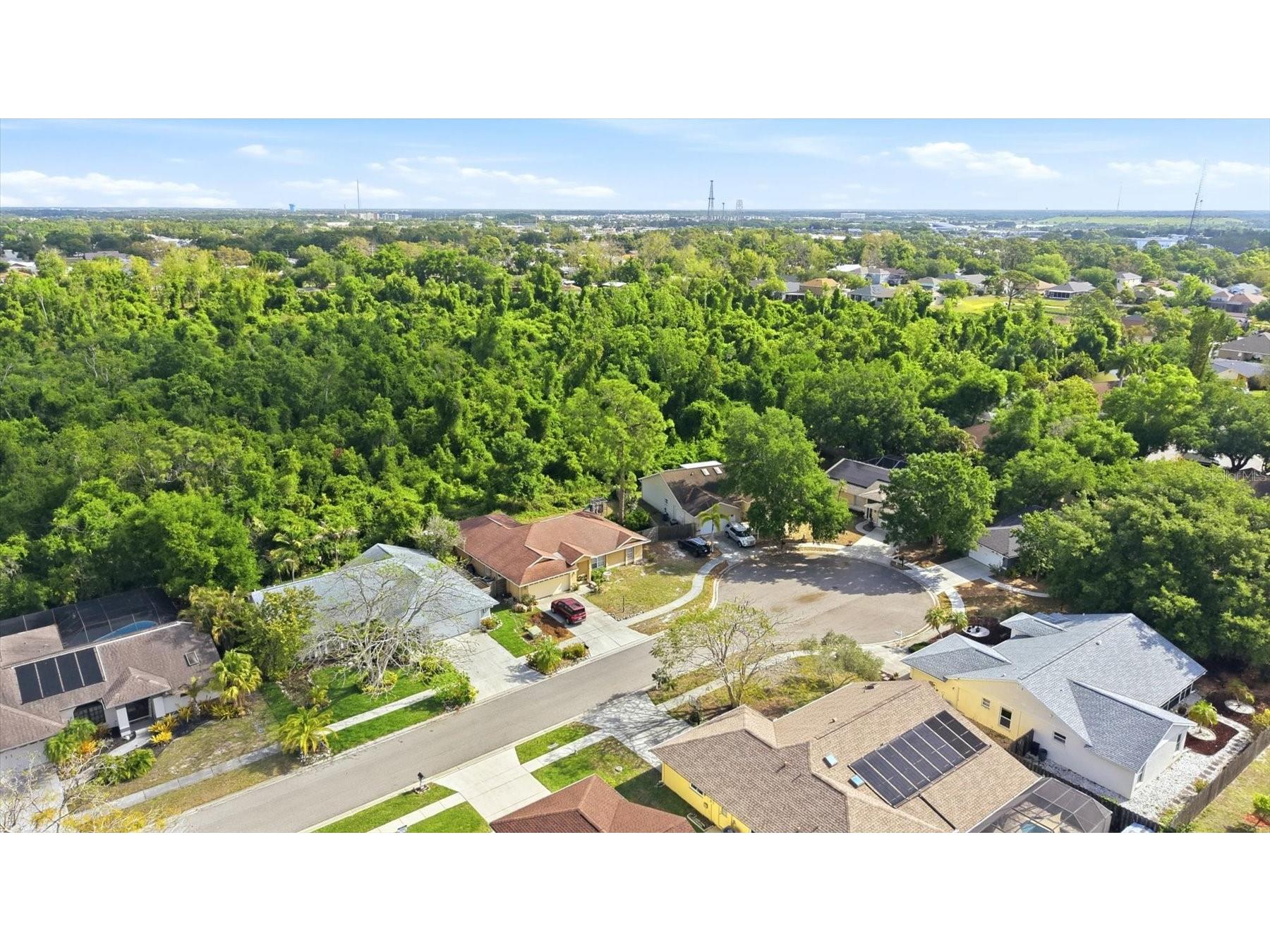 5599 Wilde Oak Way Sarasota FL 34232 A4688991 image4