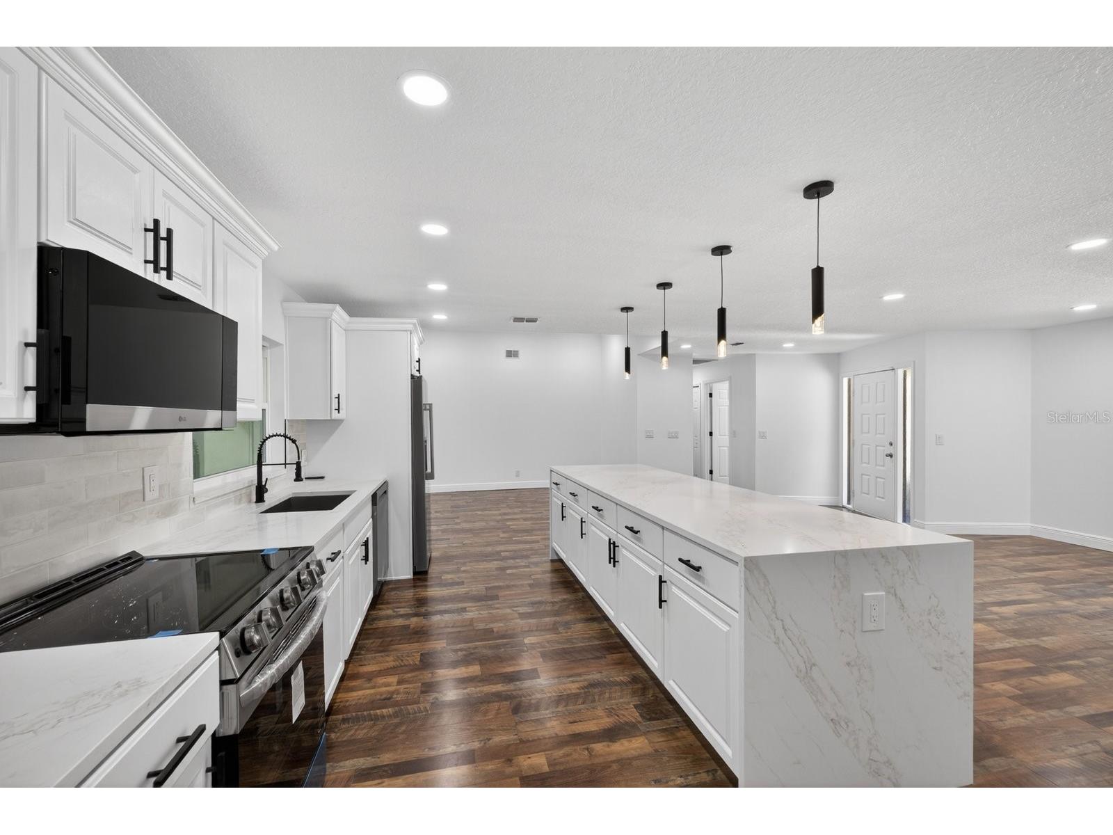 56 Bay Woods Drive Safety Harbor FL 34695 TB8503388 image11