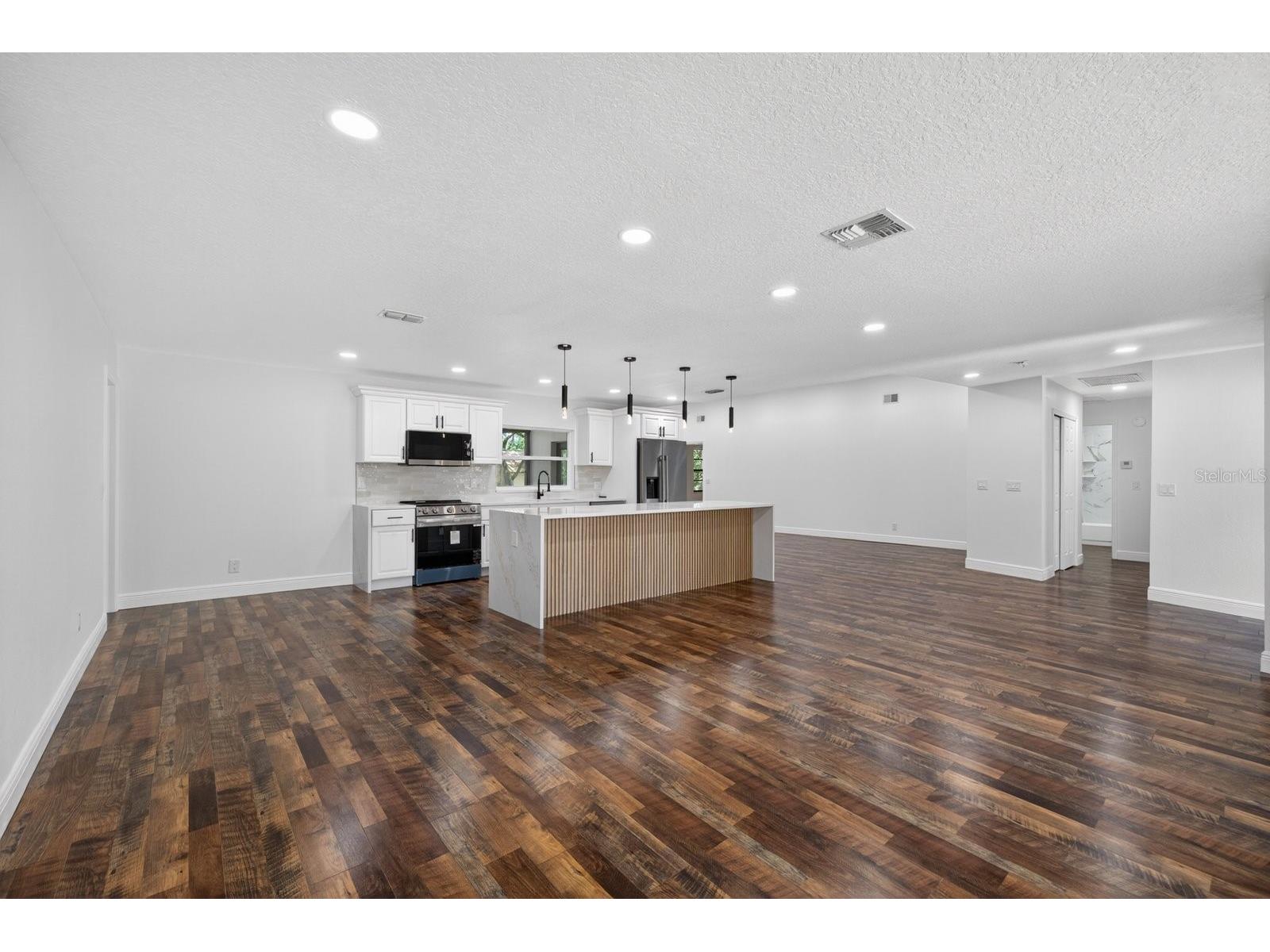 56 Bay Woods Drive Safety Harbor FL 34695 TB8503388 image9
