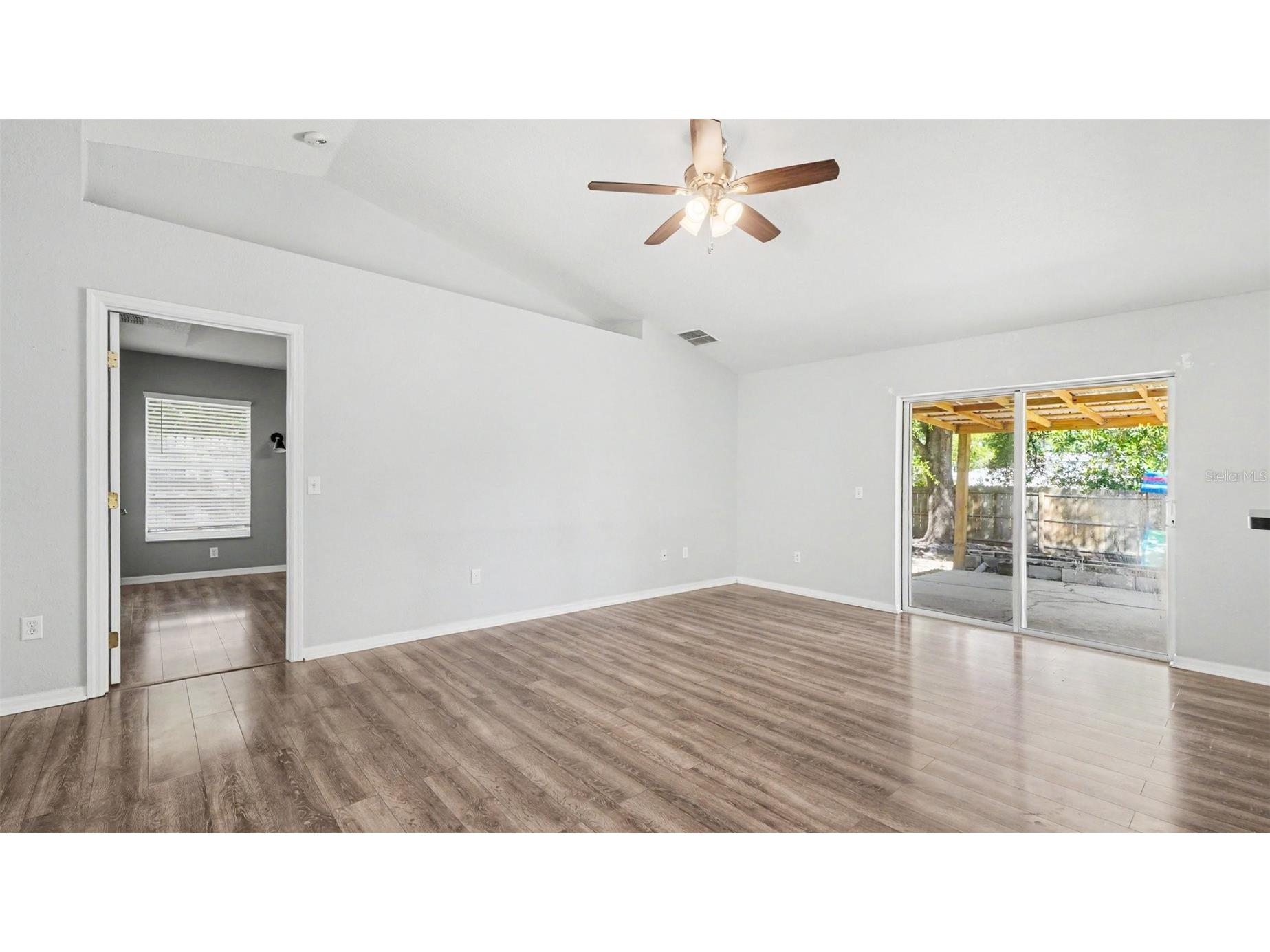 56 Hemlock Radial Ocala FL 34472 TB8509017 image8