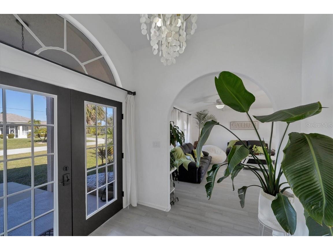 56 Long Meadow Court Rotonda West FL 33947 D6141957 image3