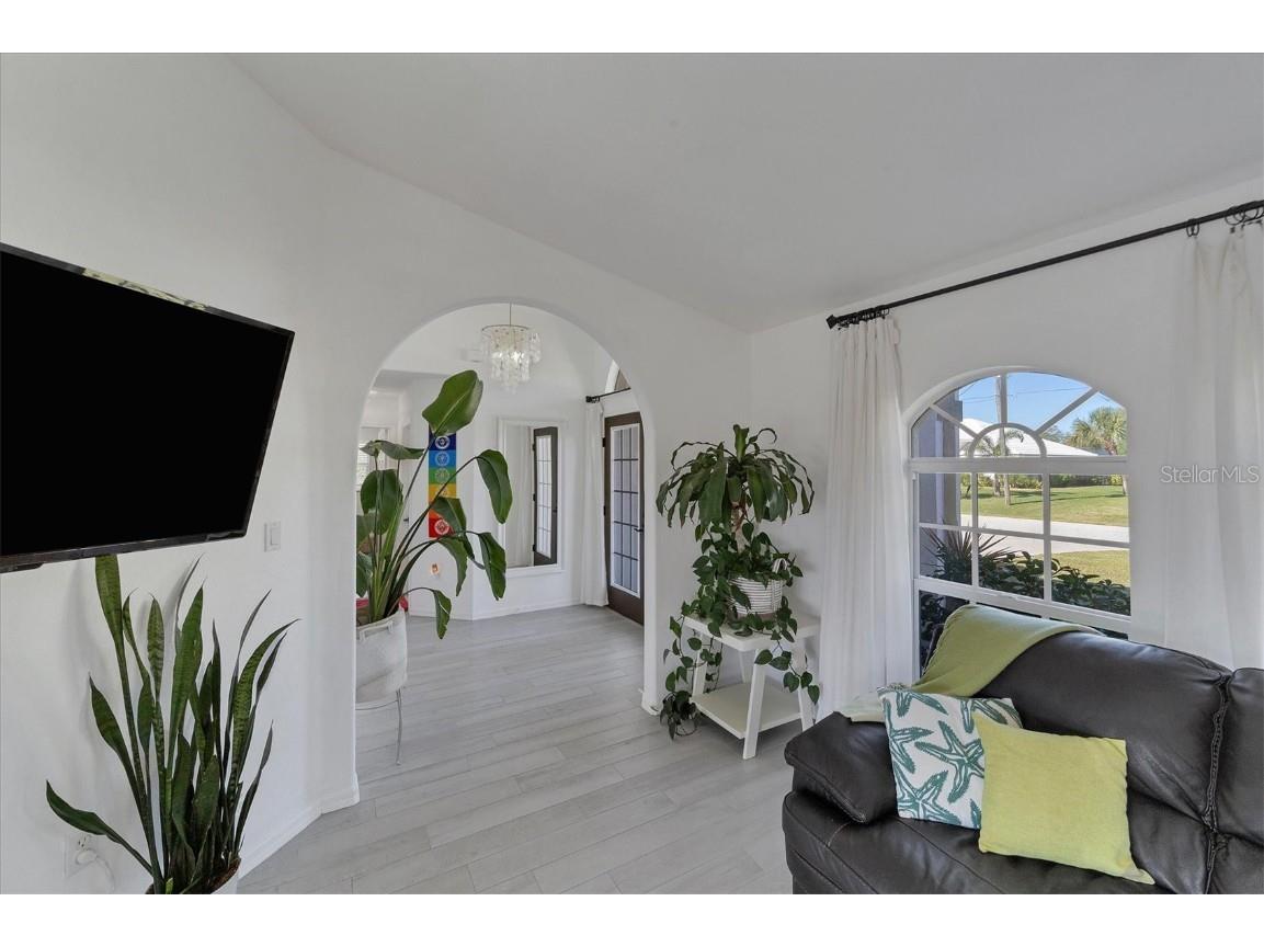 56 Long Meadow Court Rotonda West FL 33947 D6141957 image5