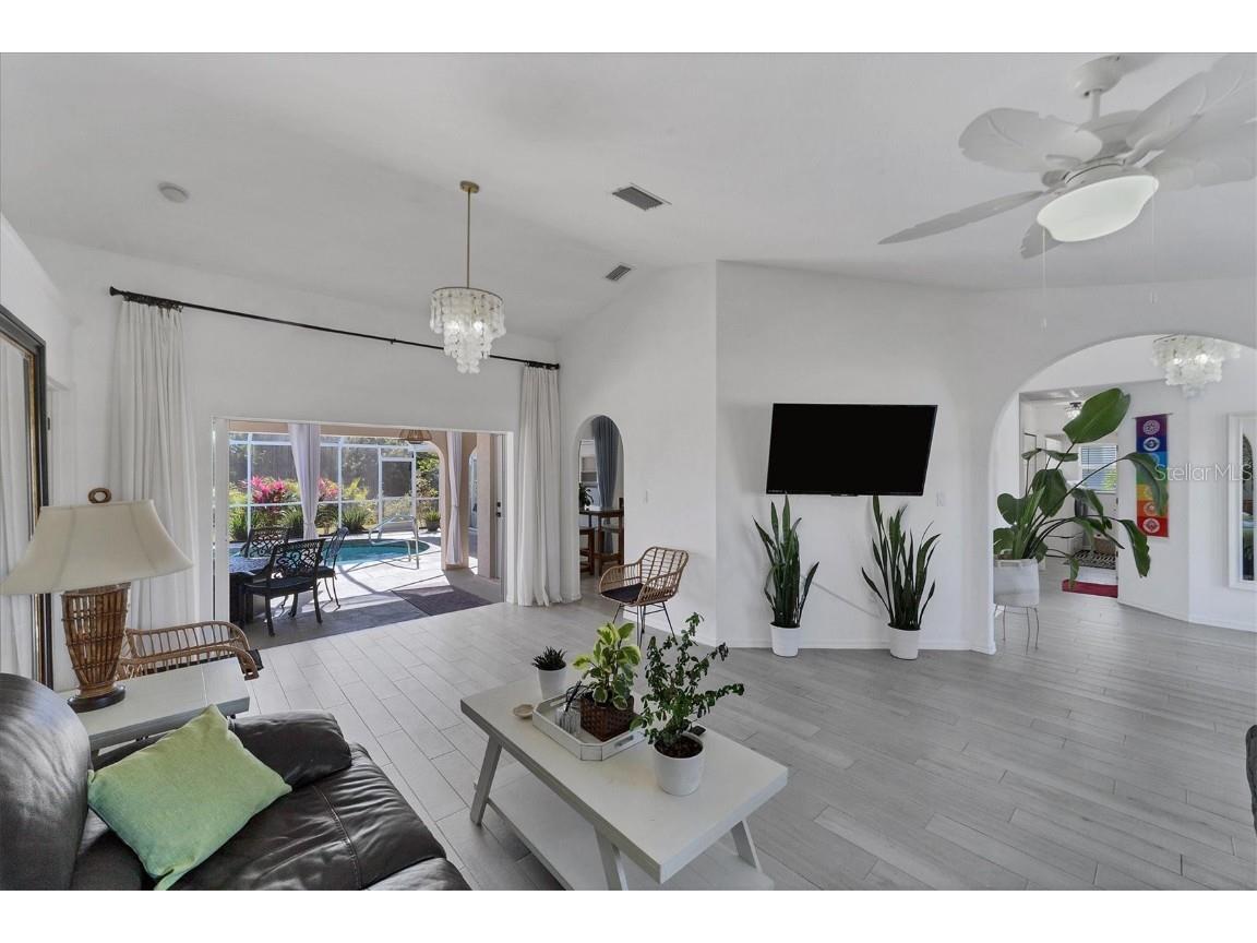 56 Long Meadow Court Rotonda West FL 33947 D6141957 image7