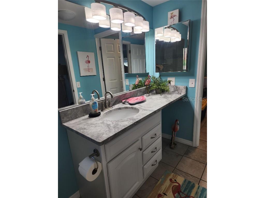 56 N Fiji Circle Englewood FL 34223 A4642105 image32