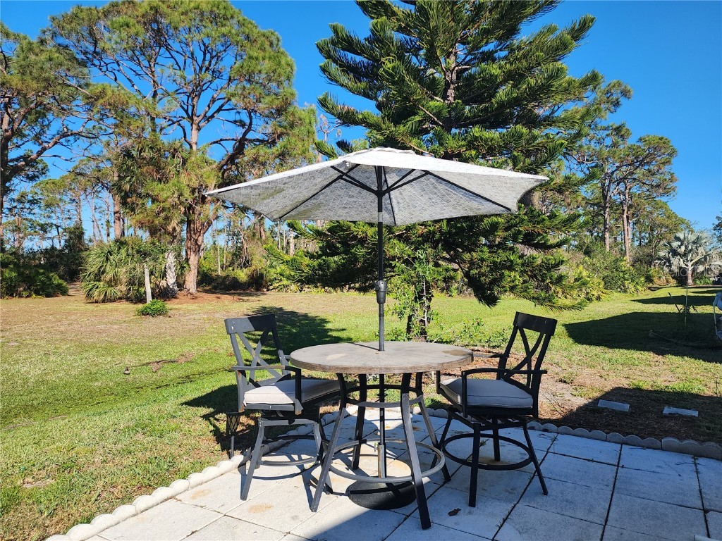 56 N Fiji Circle Englewood FL 34223 A4642105 image59