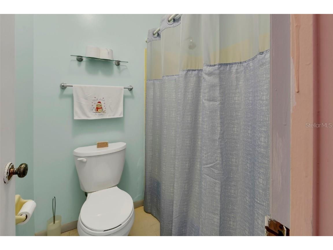 56 Park Place Ormond Beach FL 32174 V4946359 image15