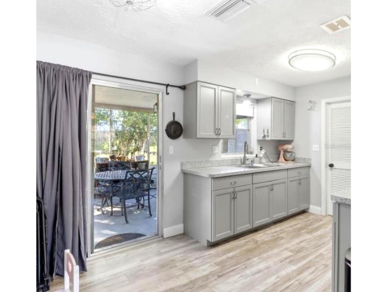 56 S Columbus Street Beverly Hills FL 34465 OM724906 image5