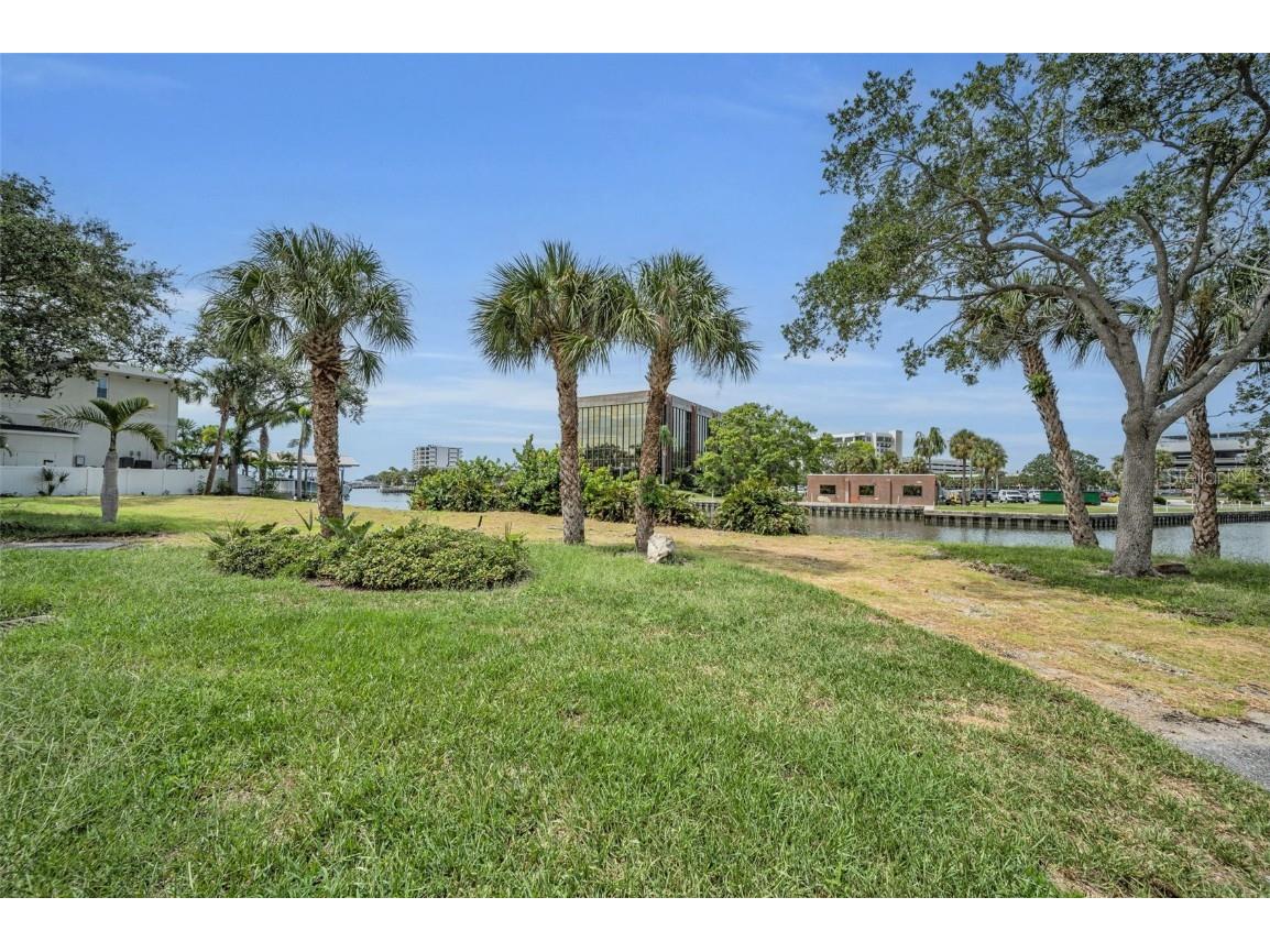 56 Sandpiper Road Tampa FL 33609 - OLD TAMPA BAY TB8425913 image11