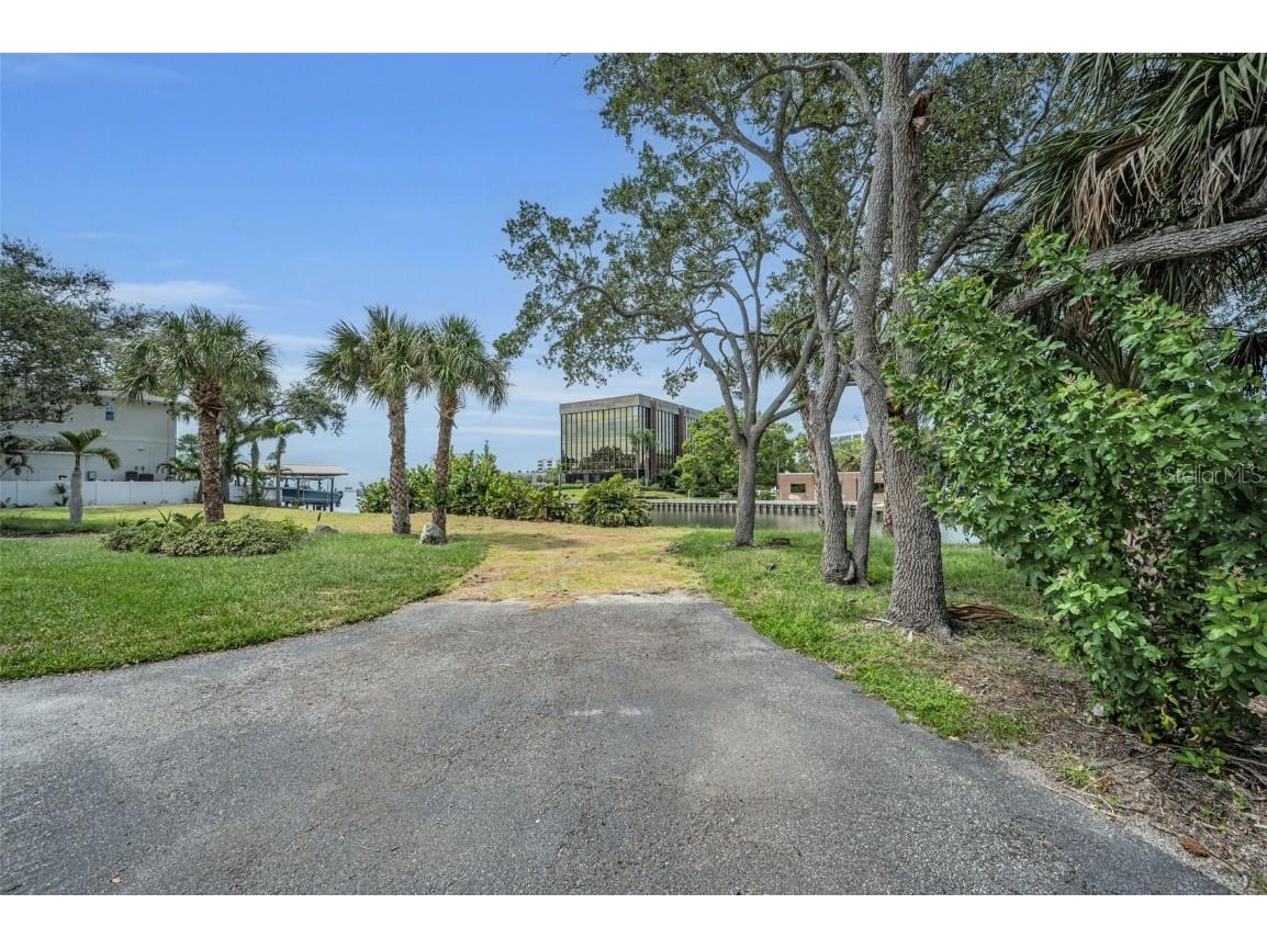 56 Sandpiper Road Tampa FL 33609 - OLD TAMPA BAY TB8425913 image13