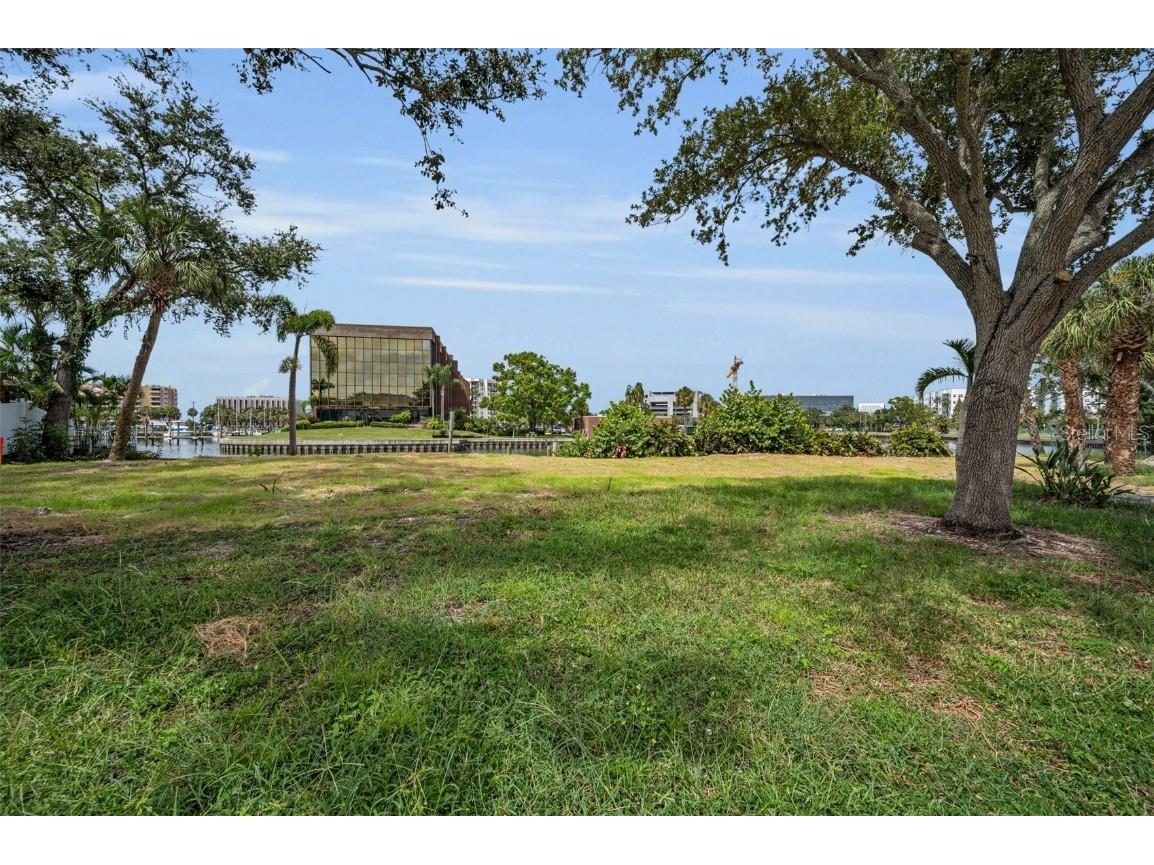 56 Sandpiper Road Tampa FL 33609 - OLD TAMPA BAY TB8425913 image6