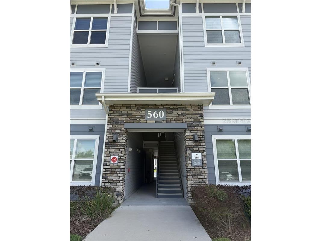 560 Academy Drive #301 Kissimmee FL 34744 O6396562 image1