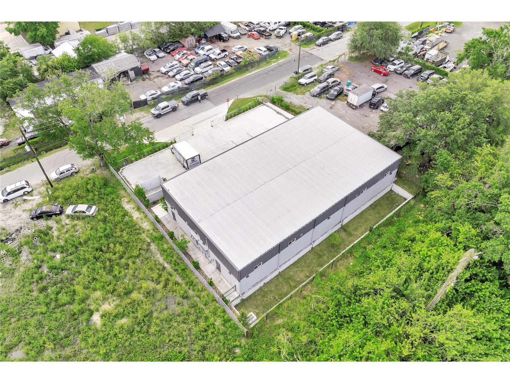560 Barry Street Orlando FL 32808 O6400127 image14