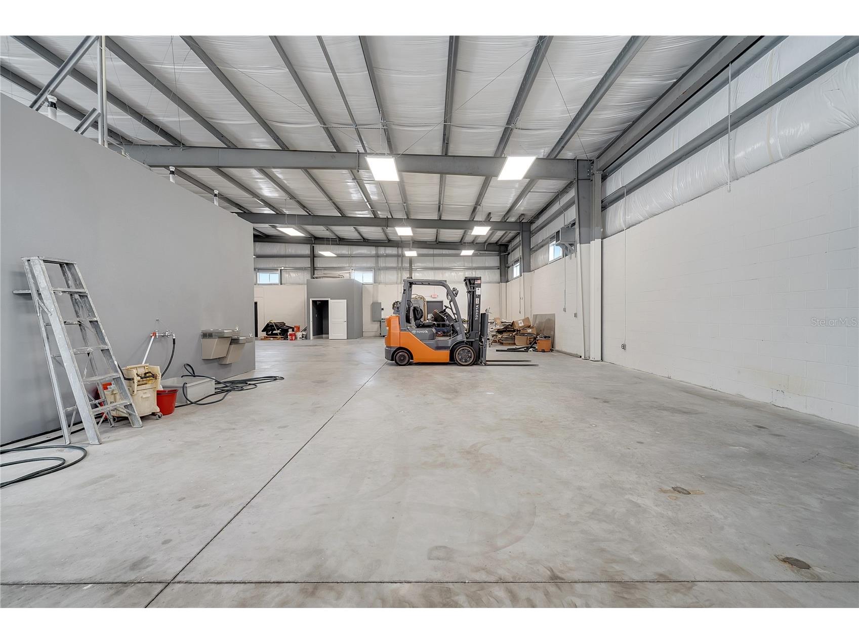 560 Barry Street Orlando FL 32808 O6400127 image20