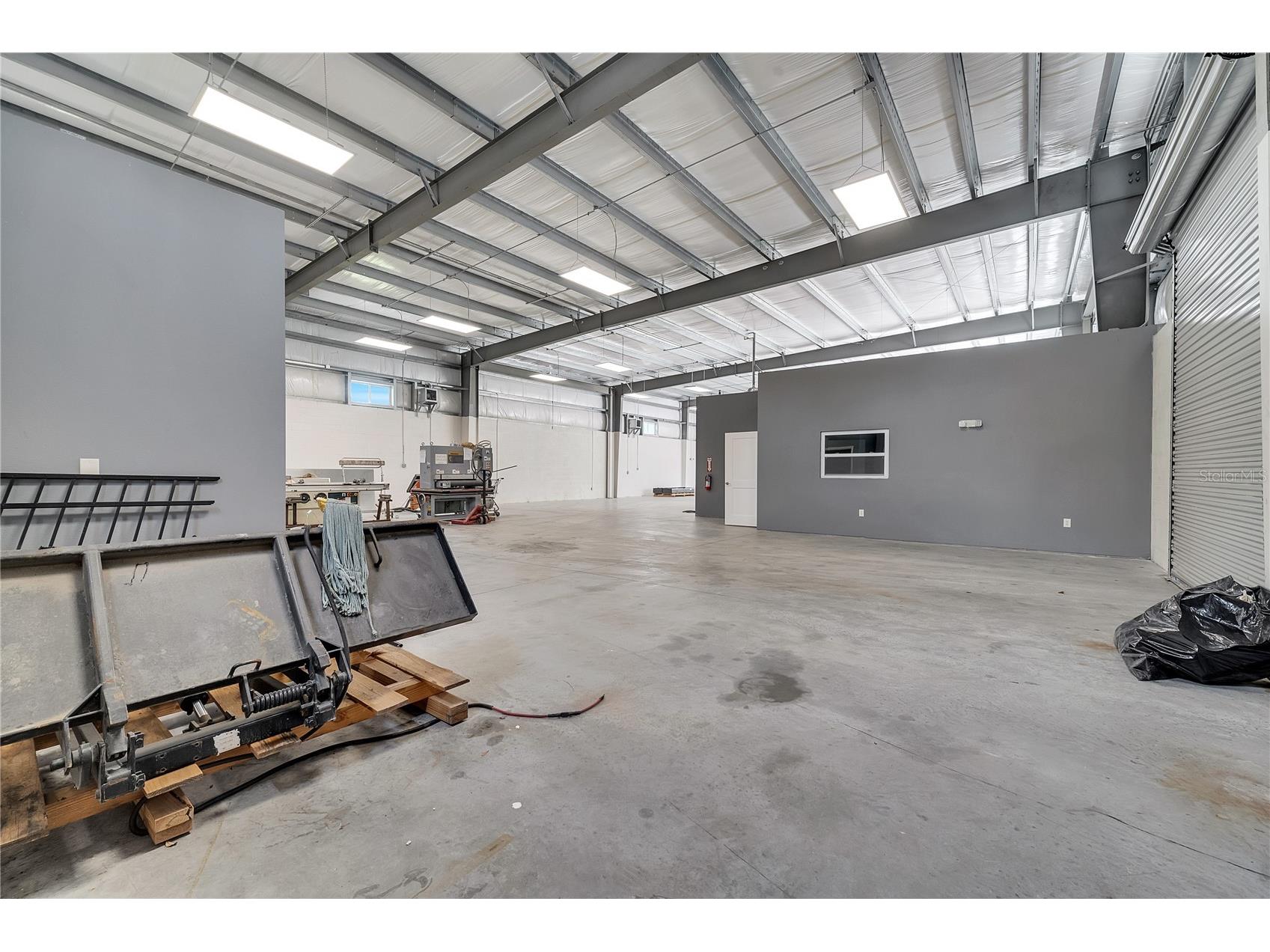 560 Barry Street Orlando FL 32808 O6400127 image24