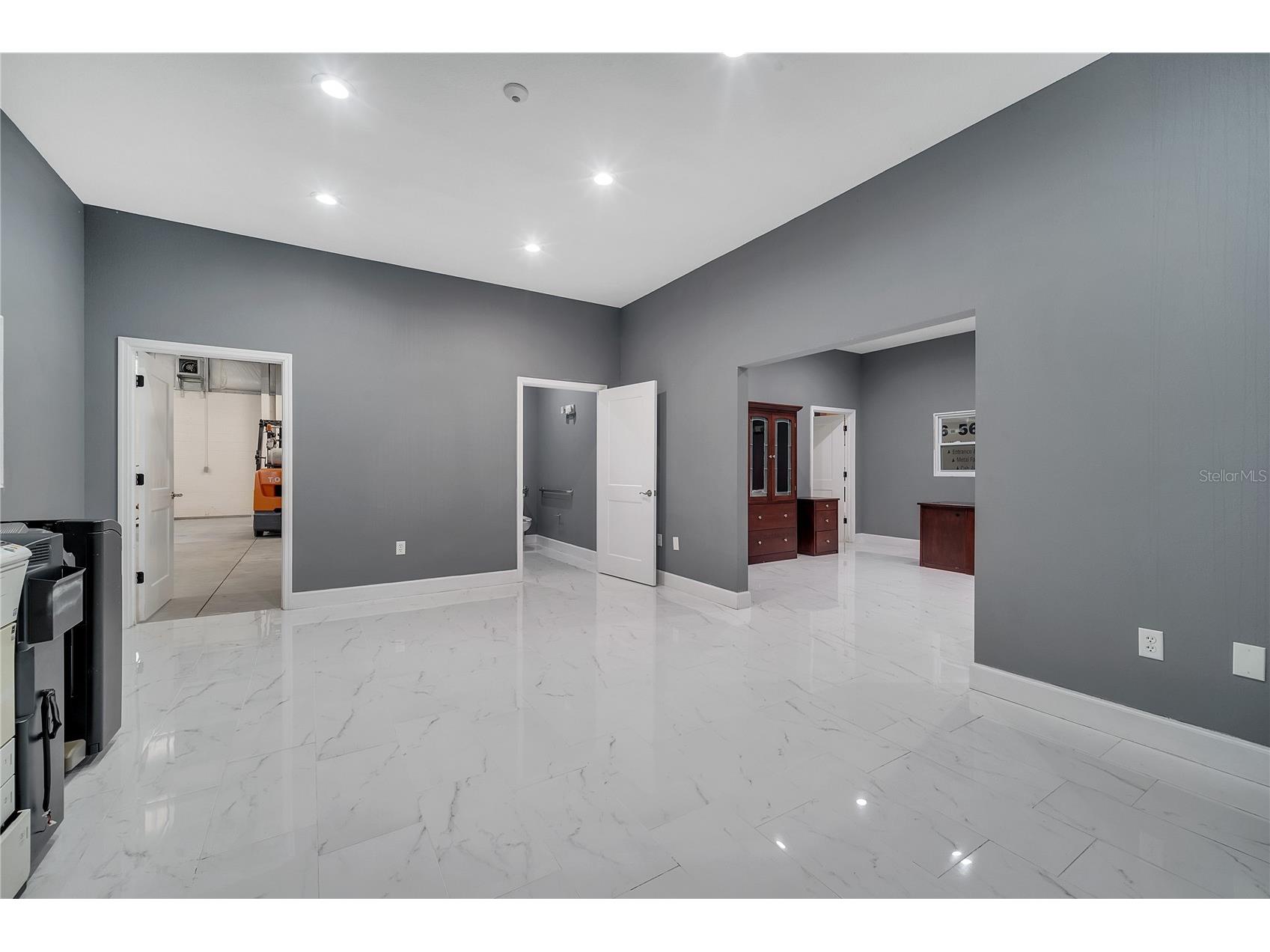 560 Barry Street Orlando FL 32808 O6400127 image29